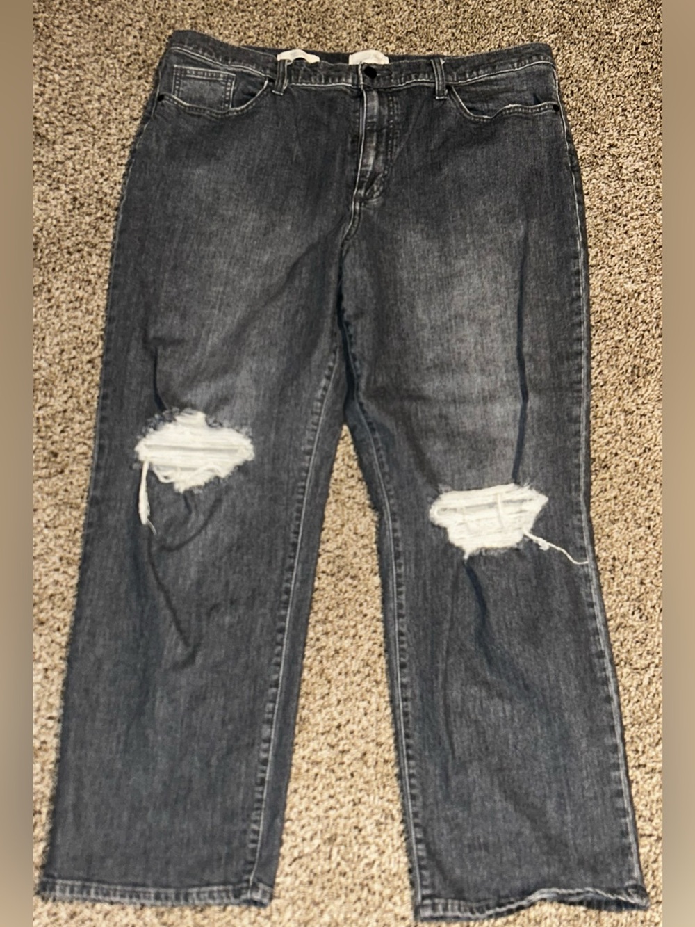 Women's Distressed Dark Blue/Black Jeans - Classic Straight
